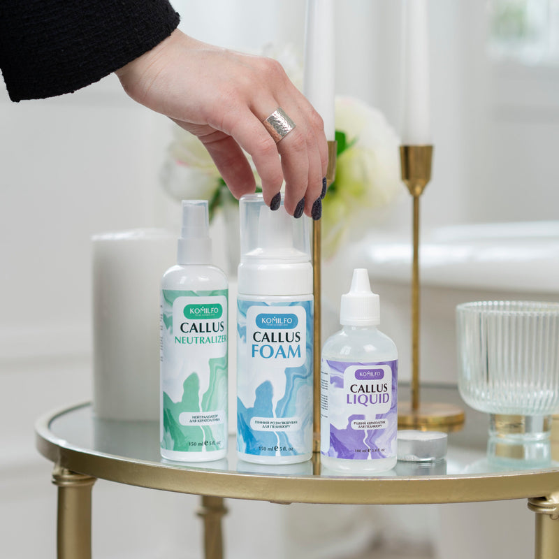 KOMILFO CALLUS FOAM – ПЕНА ДЛЯ ПЕДИКЮРА КЕРАТОЛИТИЧЕСКАЯ, 150 МЛ 121060