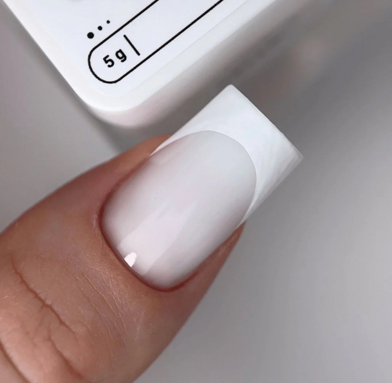 HEYLOVE. SOLID PLATINUM SET, BROWN, 5*5 G