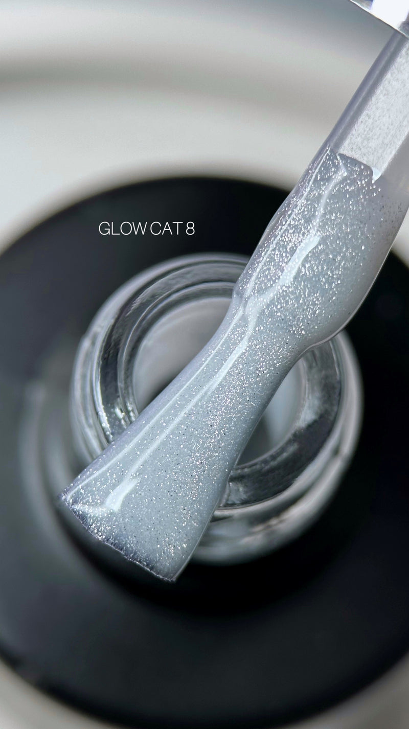 Гель-лак «кошачий глаз» Saga Professional Glow Cat №08, 9 мл