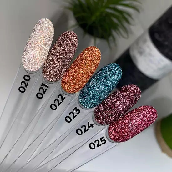 SAGA Professional Gel Polish Fiery gel 22 (оранжевый с микроблеском, светоотражающий), 9 мл